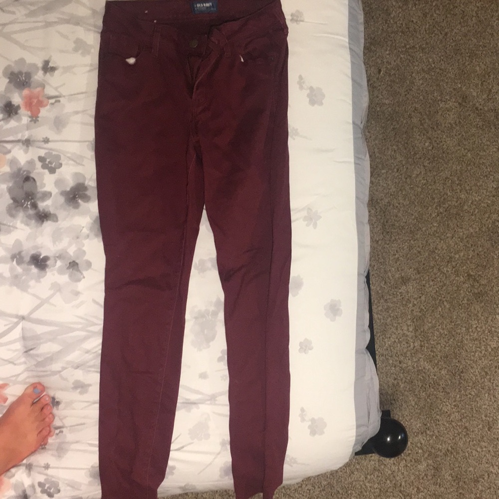 Old navy rockstar burgany jeans.